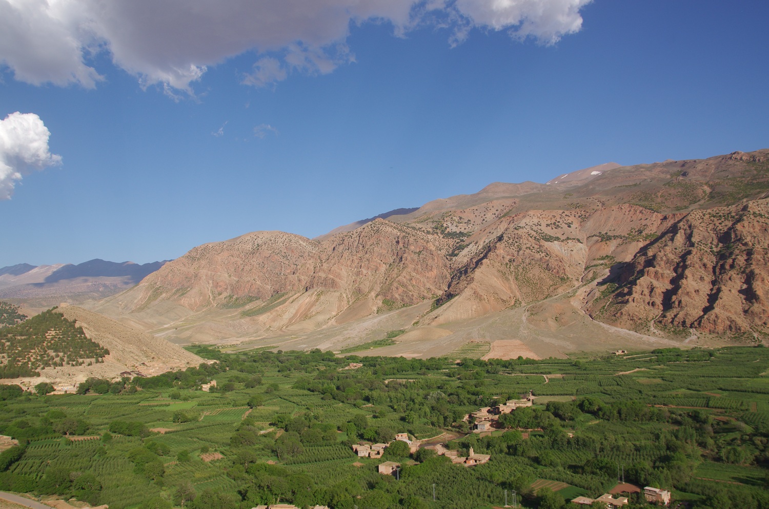 Arous Valley in the Central High Atlas, with Berber villages, terraced fields and guided trekking routes in Morocco.