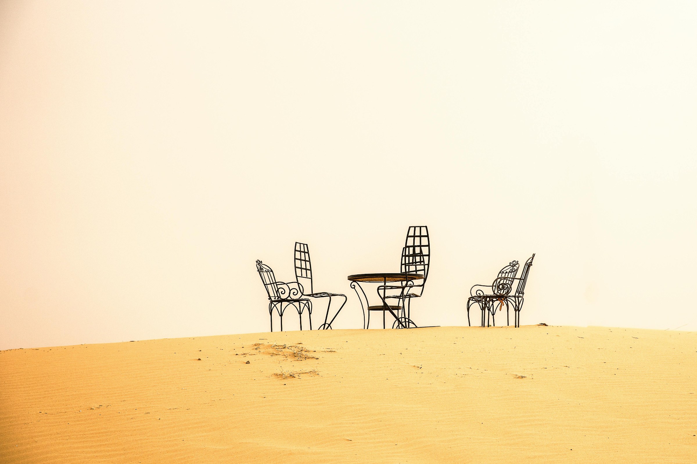 Sunrise over Erg Chebbi dunes in Merzouga, with Sahara landscapes, Gnaoua music and desert village experiences.