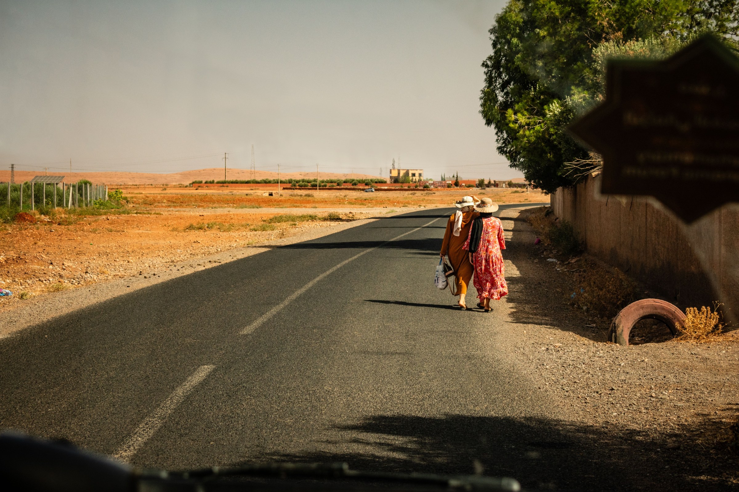 Route from Merzouga to Fes through the Ziz Valley and Middle Atlas during a women’s Morocco cultural journey.